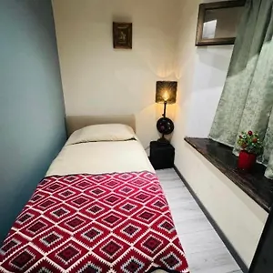 Communication Hostel Batum